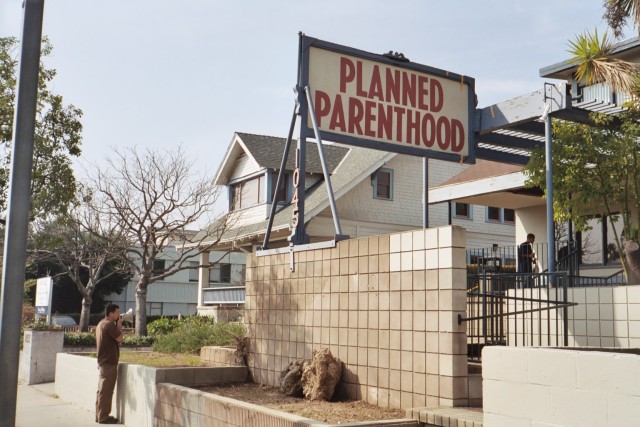 Jason preaching to people waiting to have an abortion at Planned Parenthood in Pasadena