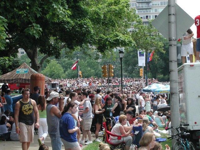 Sea of lost souls gathered at "Live 8" event.